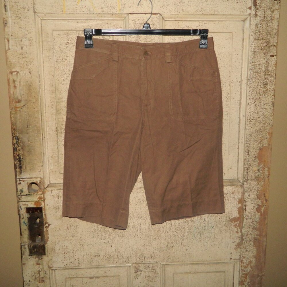 Lauren Ralph Lauren Long Flat Front Shorts Size 12 (U-9)